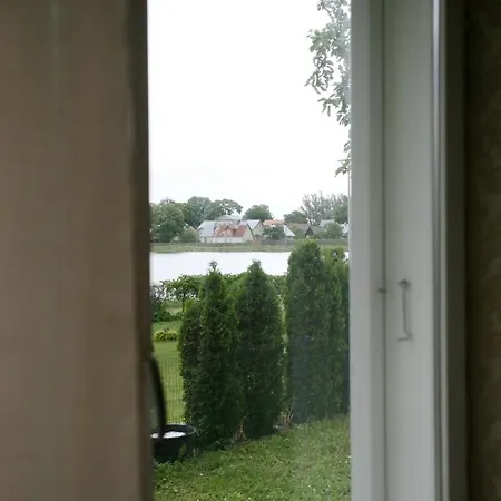 Apartment Legendide Maja Valge Daami Vaikse Viigi Aares Haapsalu