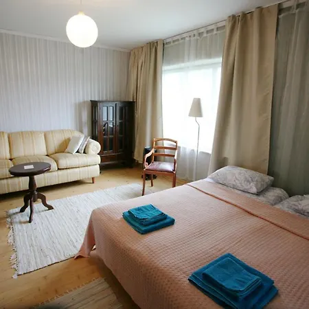 Apartment Legendide Maja Valge Daami Vaikse Viigi Aares *