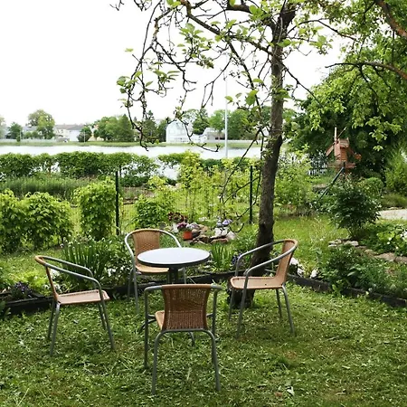 Apartment Legendide Maja Valge Daami Vaikse Viigi Aares Haapsalu