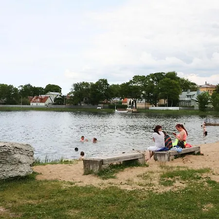 Legendide Maja Valge Daami Vaikse Viigi Aares Apartment Haapsalu