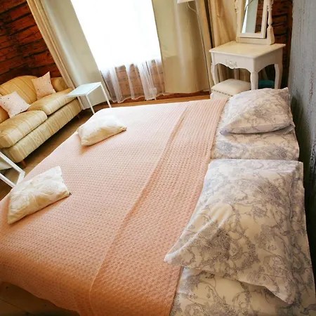 Legendide Maja Valge Daami Vaikse Viigi Aares Apartment Haapsalu
