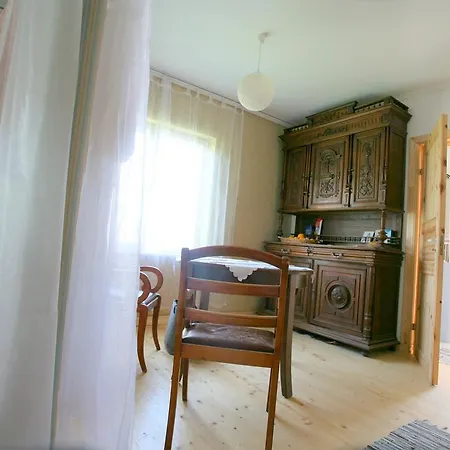 Apartment Legendide Maja Valge Daami Vaikse Viigi Aares